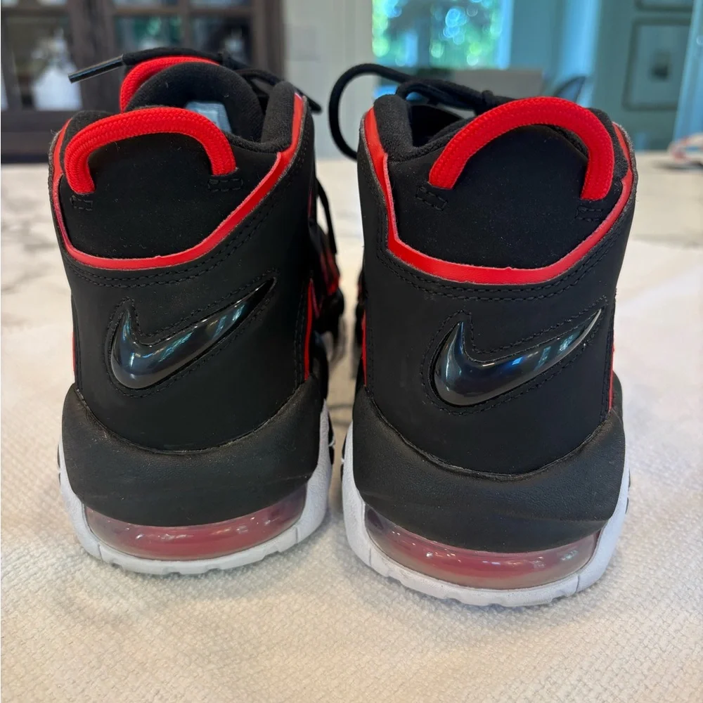 Nike Mens Air More Uptempo Black and Red Shoes - Picture 3 of 8